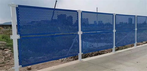 江门市滨江新城建设施工隔离护栏 烤白色环保油漆冲孔围挡